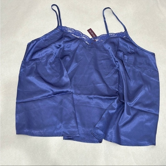 Adore Me Luana Plus Iris Print purple pajama set satin shorts tank 1x new w tags - Picture 3 of 10